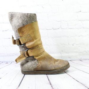 Sorel Tan and Gray Winter Boots